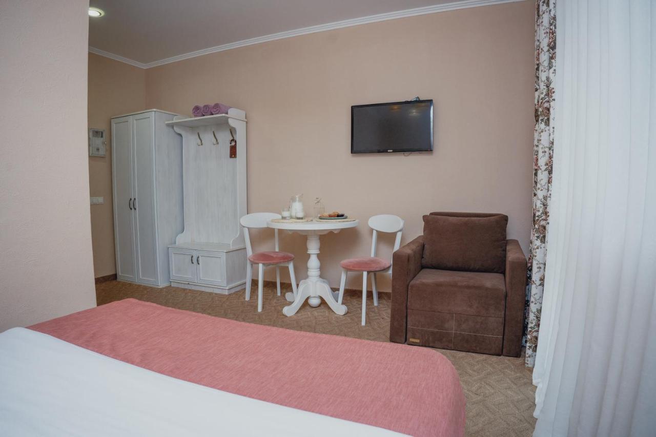 Hotel&Restaurant Premium Club Jaremče Esterno foto
